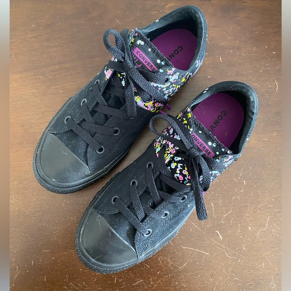 Converse all star shoes - Picture 2 of 7